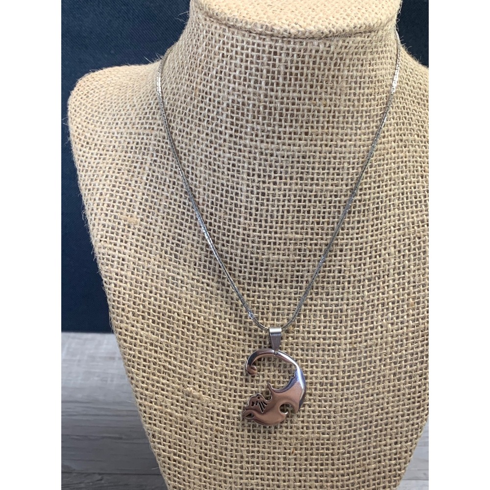 Silver Tone Stylized Cat Moon Pendant Necklace 16 Inch Box Chain 5298